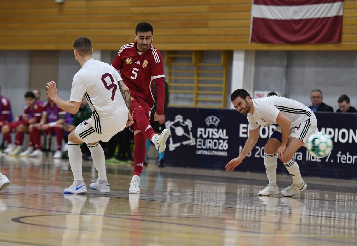 Szon Ny Regyh Z Ra J N A Magyar Futsal V Logatott