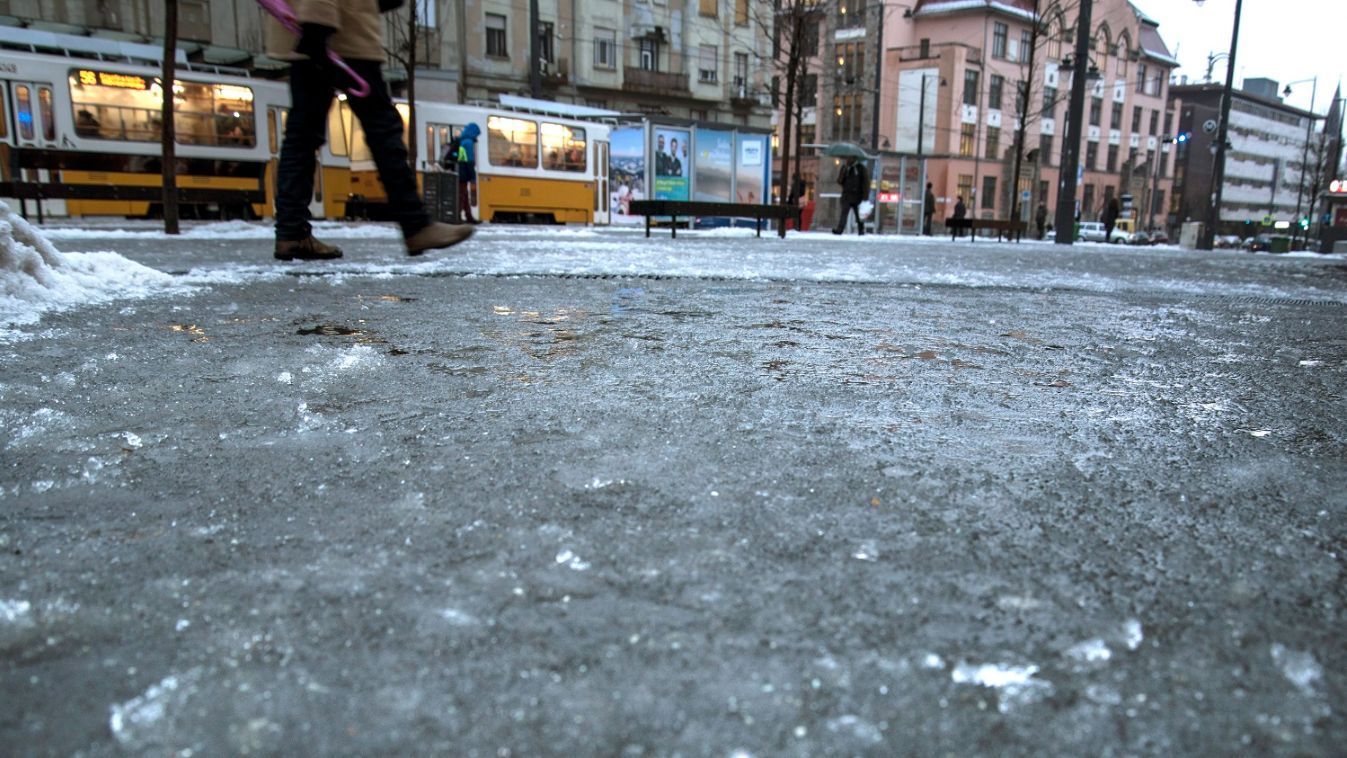 Másodfokú figyelmeztetést is kiadtak az ónos eső miatt