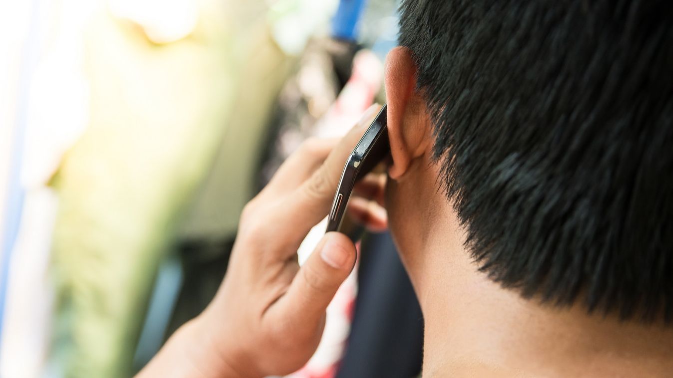 A Vodafone és Telekom is díjmentessé tette a roamingot Ukrajnában