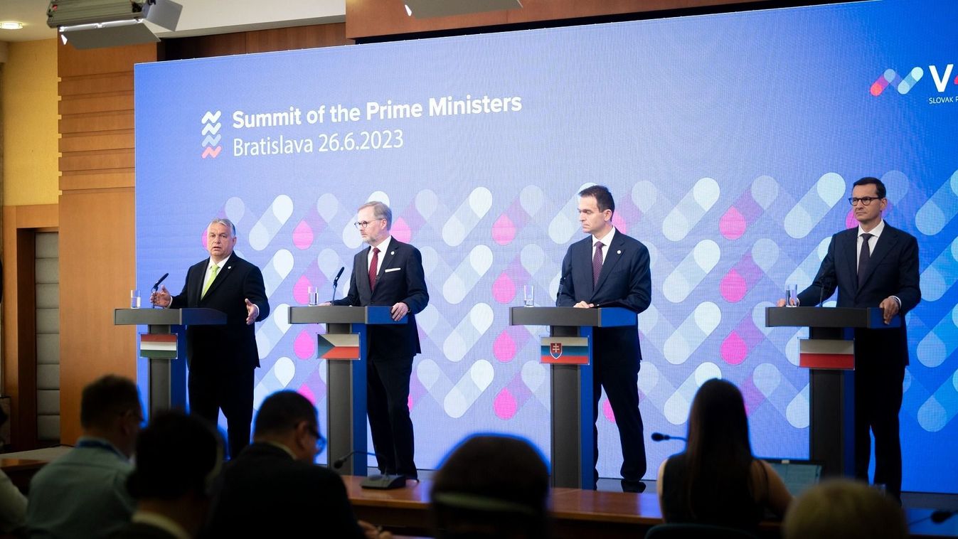 Orbán Viktor Pozsonyba utazott a V4-csúcstalálkozóra