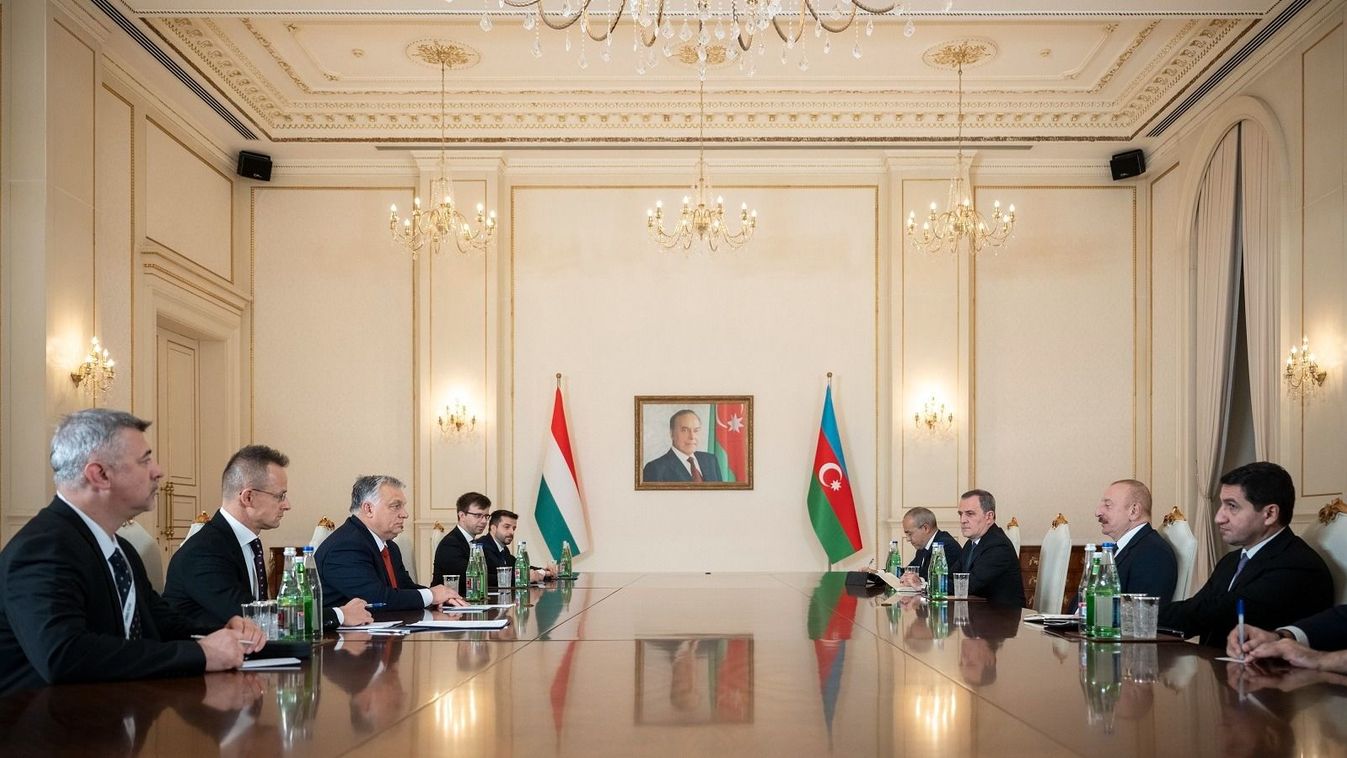 Azerbajdzsánban tárgyal a miniszterelnök