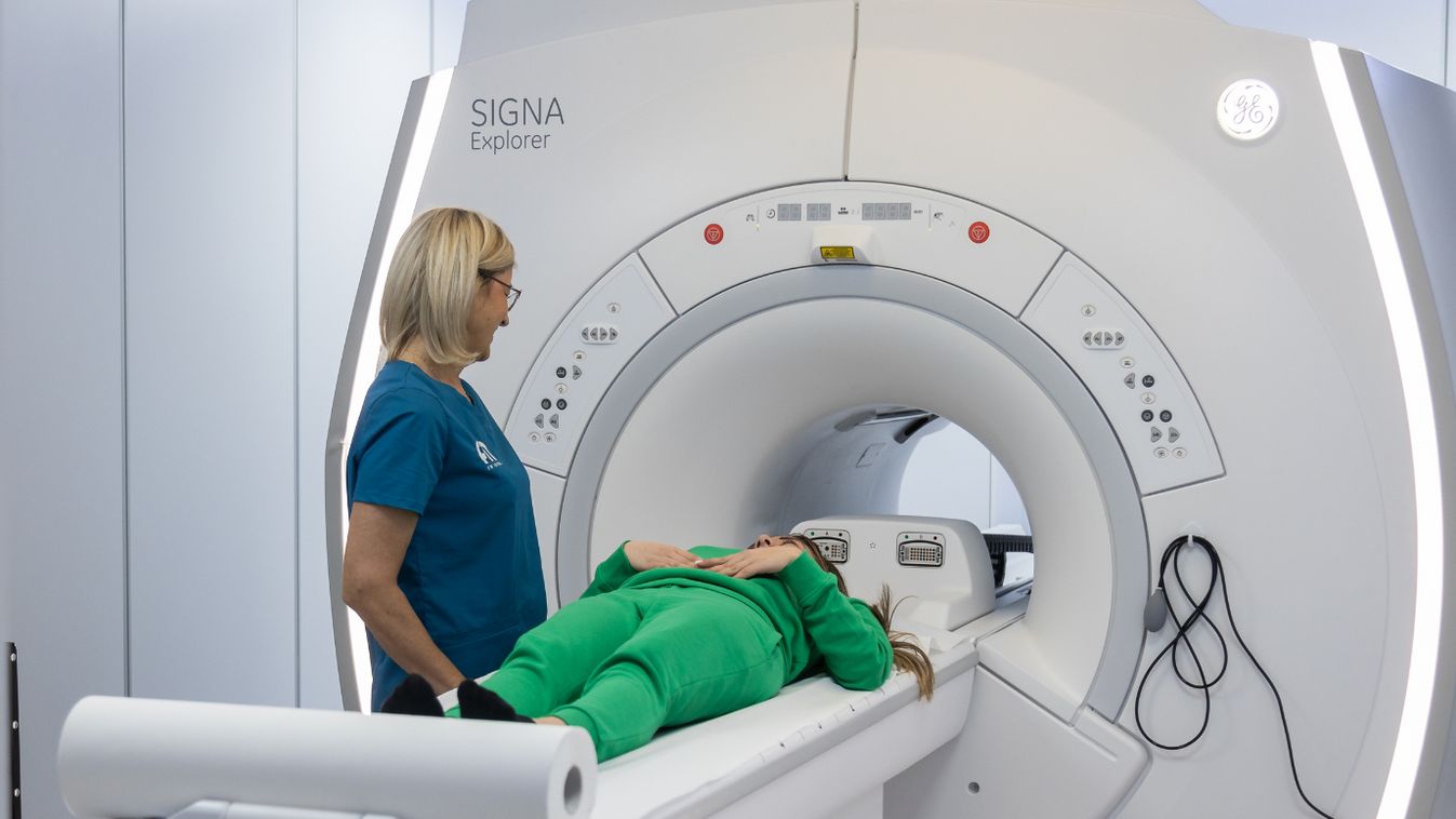 Átadták az F MEDICAL Magánklinika új MR készülékét