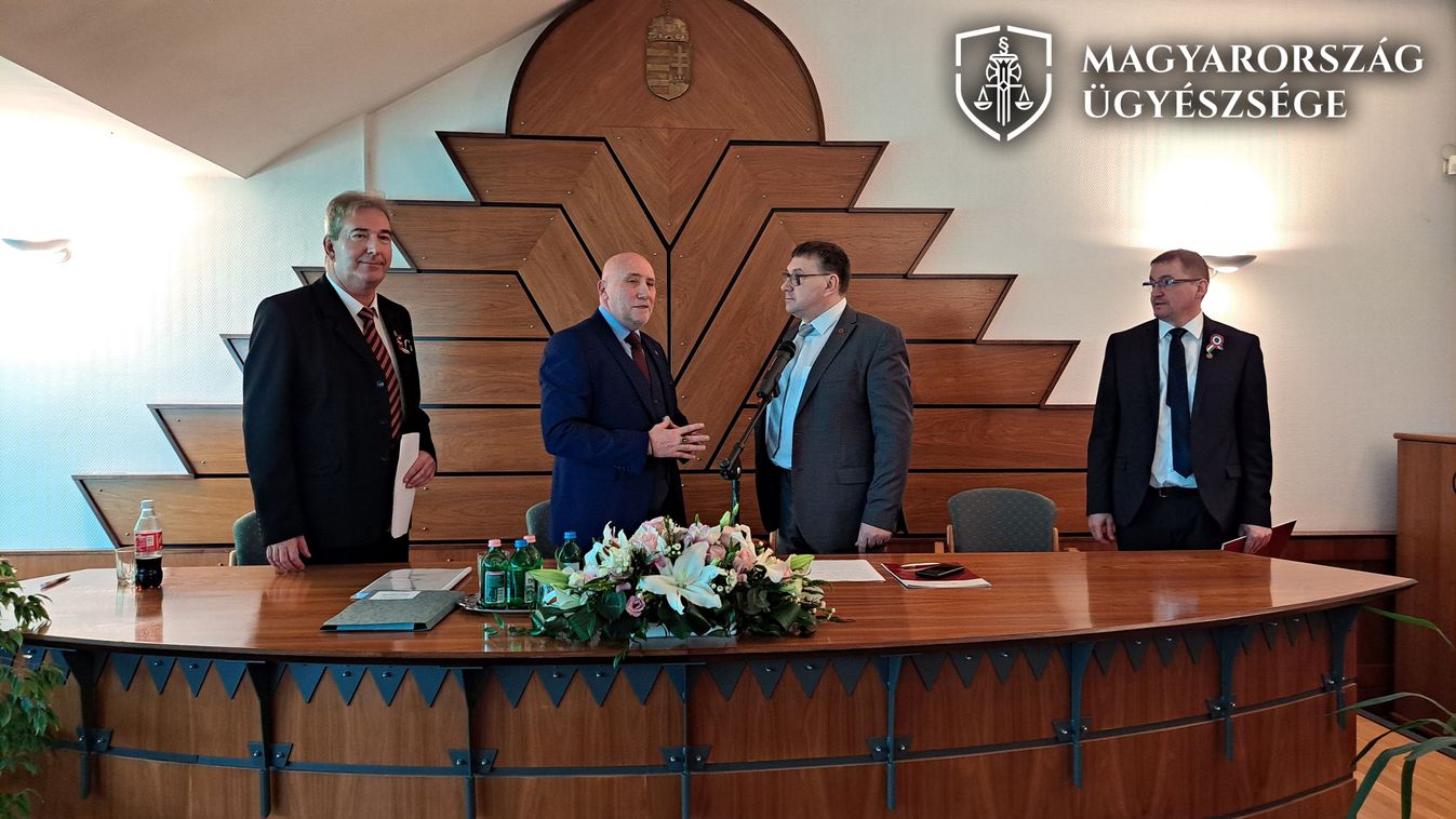 Évértékelő értekezletet tartott a főügyészség