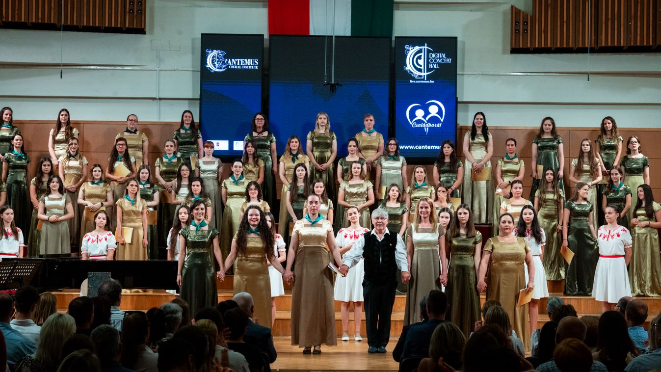 Koncerttel búcsúzott az évadtól a Cantemus