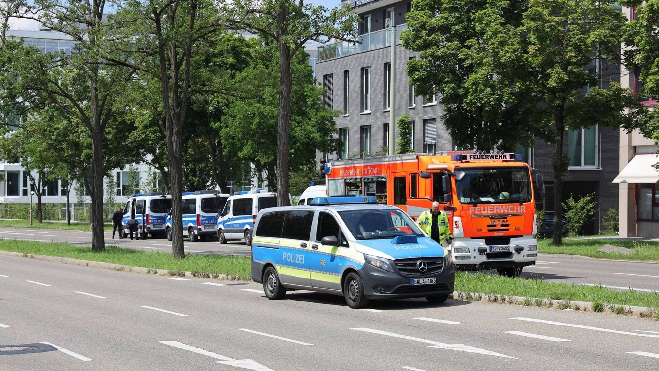 Baleset érte a magyar miniszterelnök konvoját Németországban (videó)