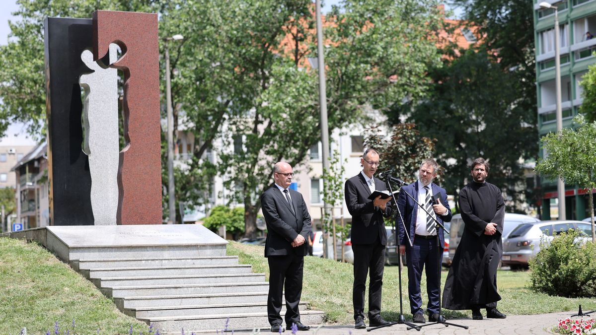 holokauszt, emlékezés, halálgyár, hatágú csillag