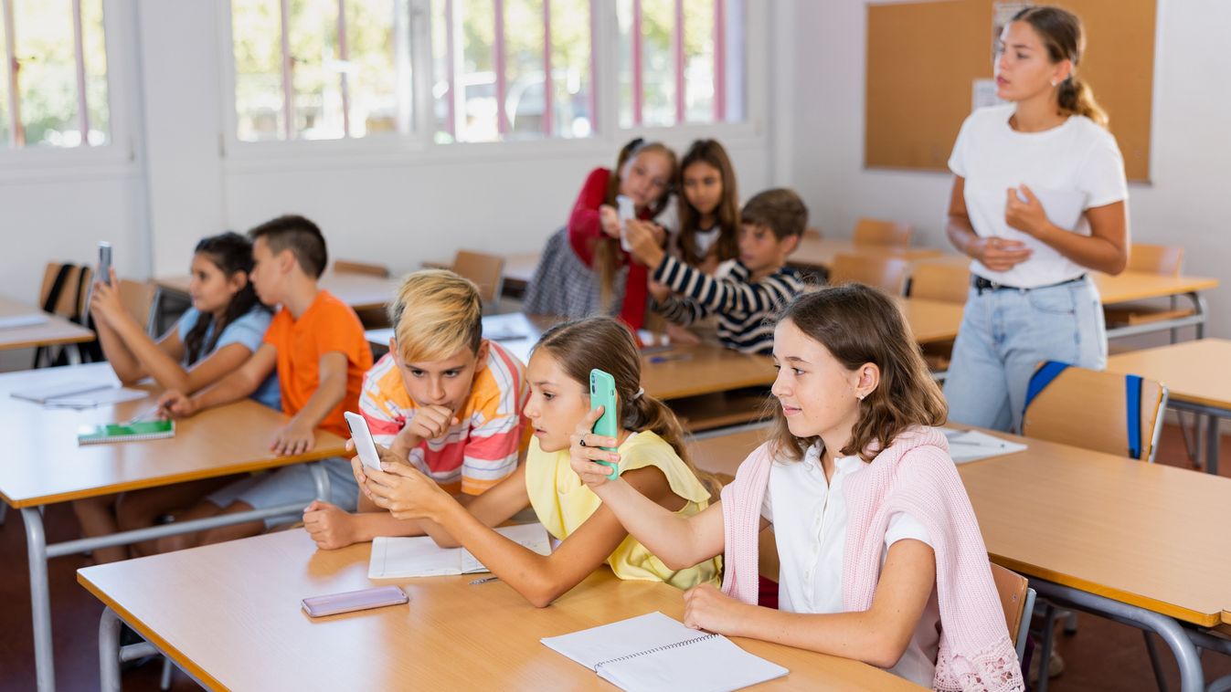 Szigorúan ellenőrzött mobiltelefon
