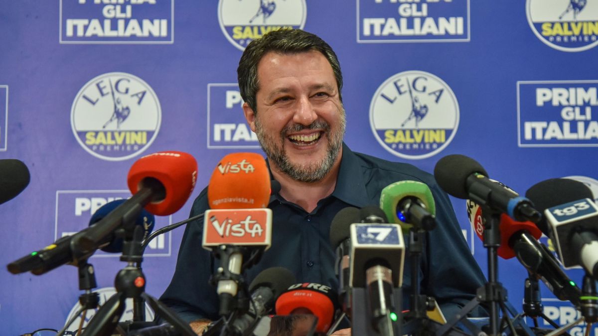 Matteo Salvini közös megmozdulásra szólította fel az olaszokat és európaiakat a határok