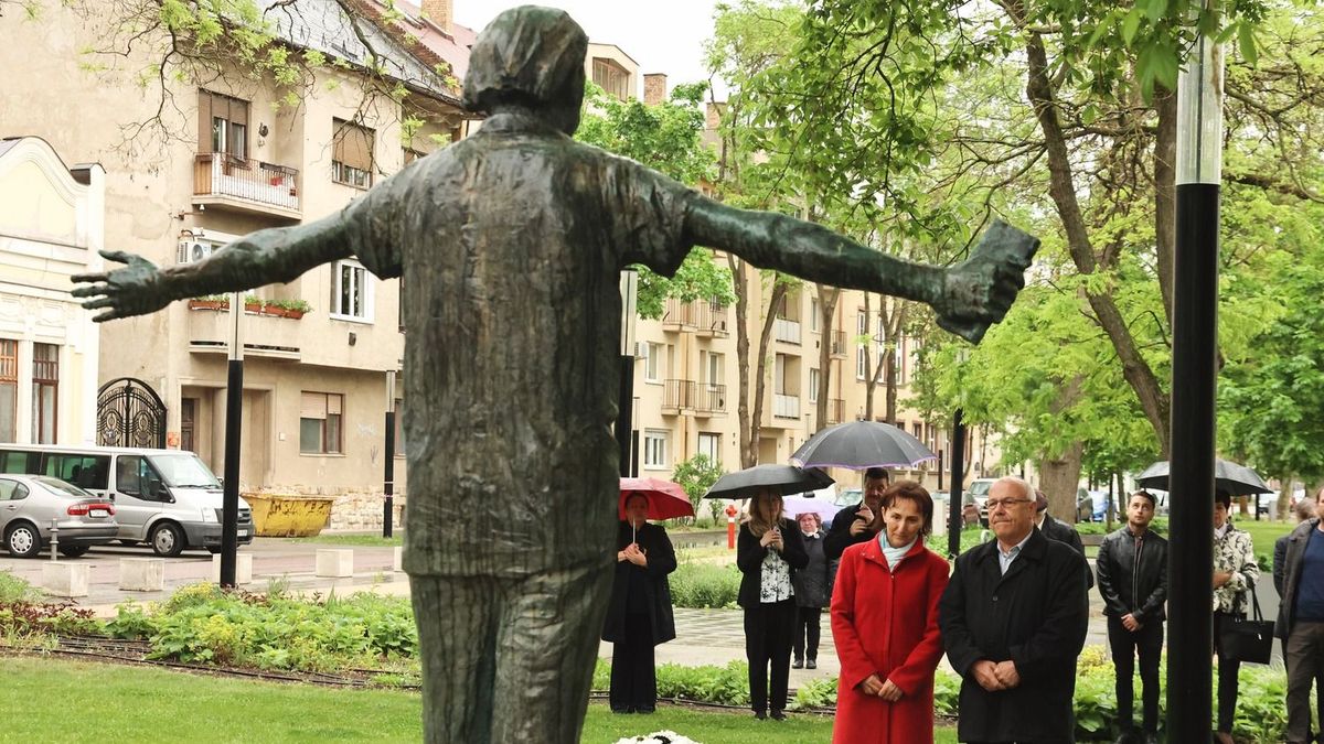 „A sokaság fia”: emlékkonferencia a Váci-centenáriumon