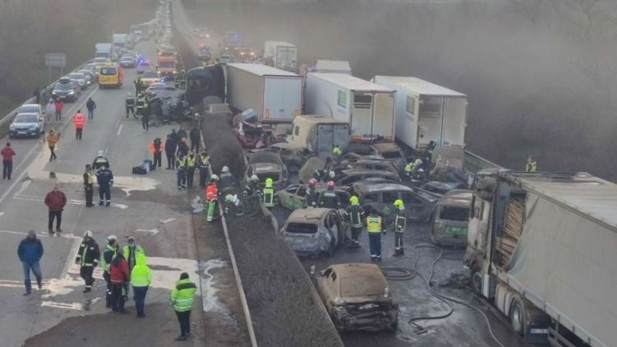 Kiderült, ki okozta az M1-esen a halálos tömegbalesetet