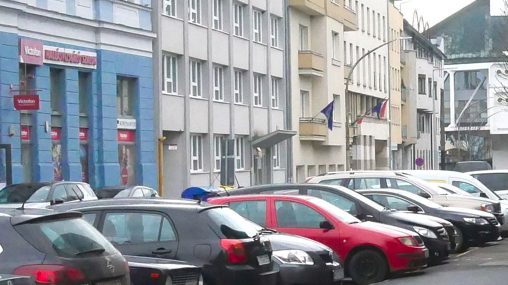 rablás_parkoló
