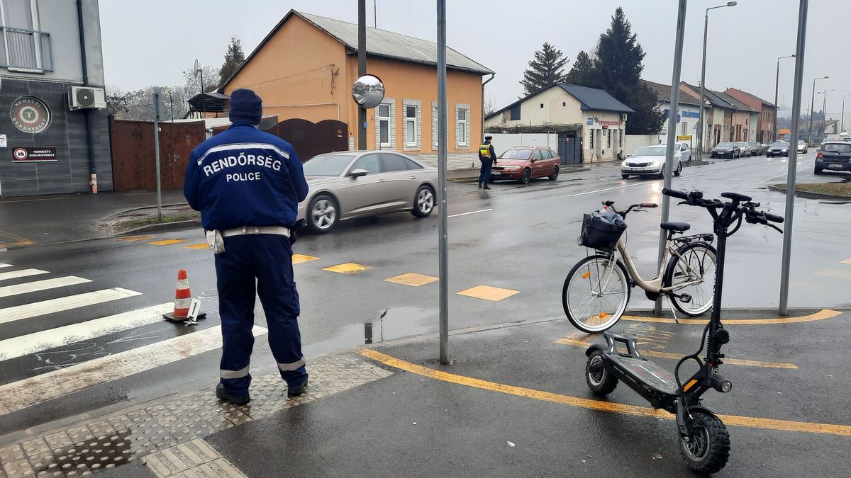 gyalogos, gázolás, baleset, vármegyei rendőr-főkapitányság