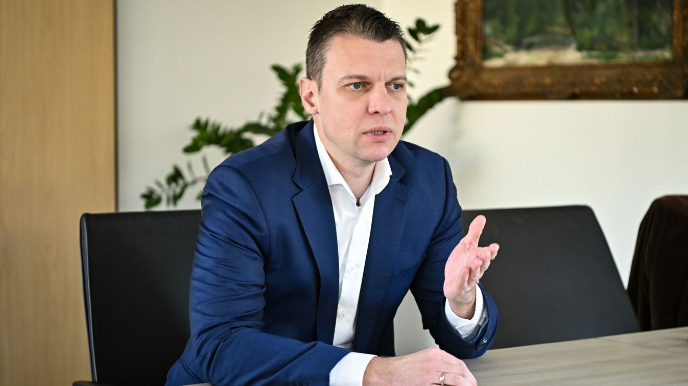 Menczer Tamás: Kollár Kinga bevallotta, hogy a Tisza Párt tönkre akarja tenni Magyarországot
