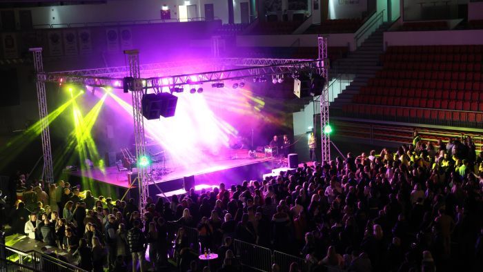 Parno Graszt-koncert a Continental Arénában