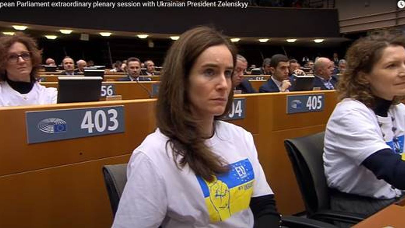 Menczer Tamás: Magyar Péteréknek az ukrán póló a fontos, nekünk pedig a magyar érdek és a béke! (videó)