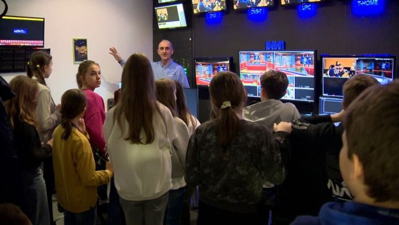 Negyvenéves a Nyíregyházi Televízió - megnyitják a stúdiót az iskolások előtt