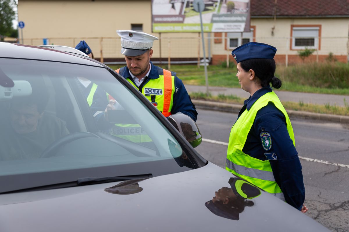 biztonsági öv, Roadpol, rendőrség, Szabolcs, bírság, járművezető