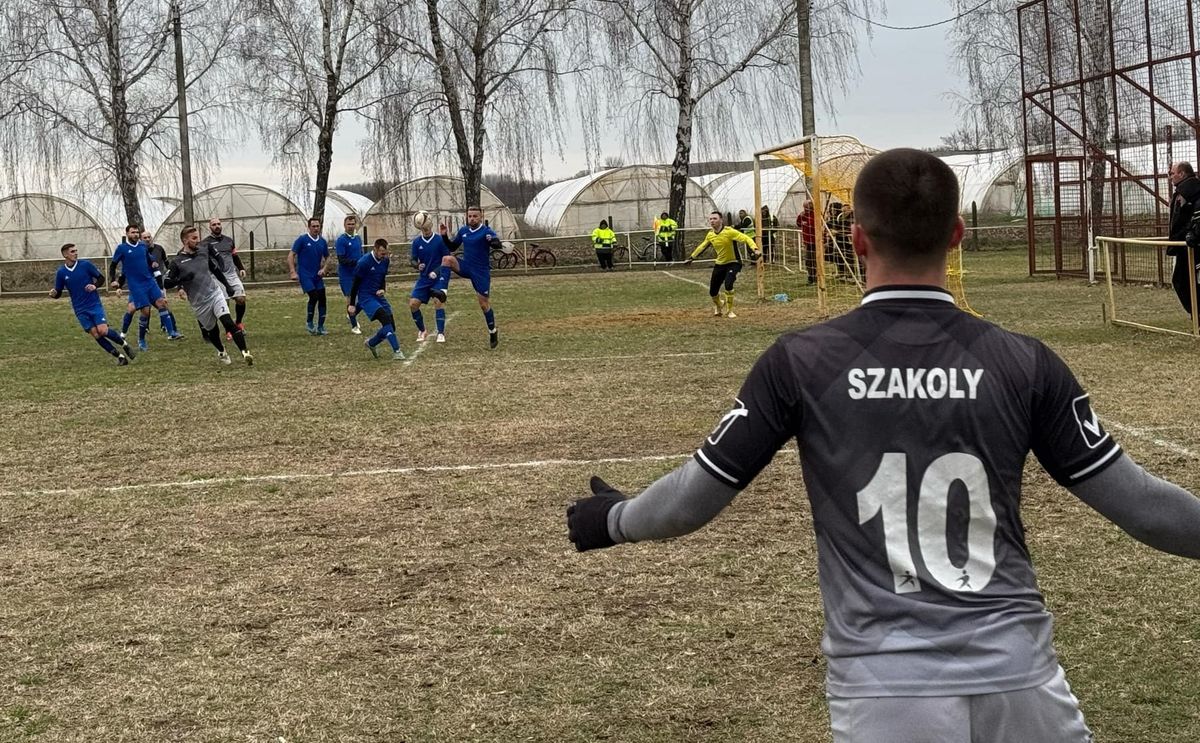 Szakoly SE