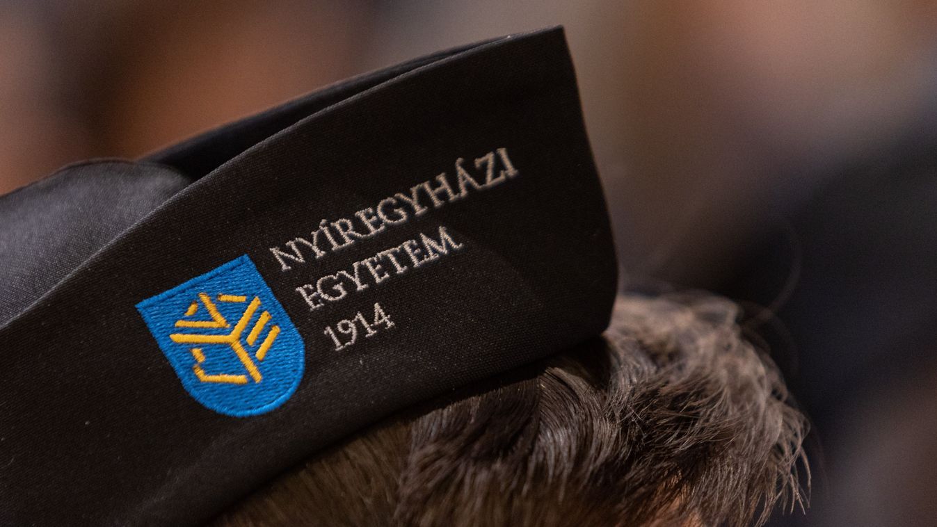 Legendás oktatóját gyászolja a Nyíregyházi Egyetem