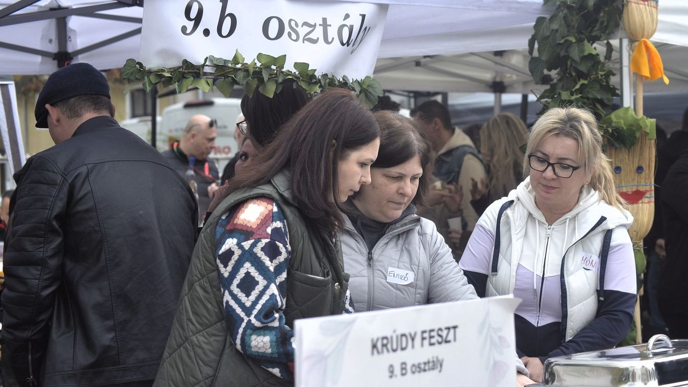 Ott voltál a Krúdy-feszten? „Feszt” ez a kérdés – íme, a bizonyíték (fotókkal, videóval)