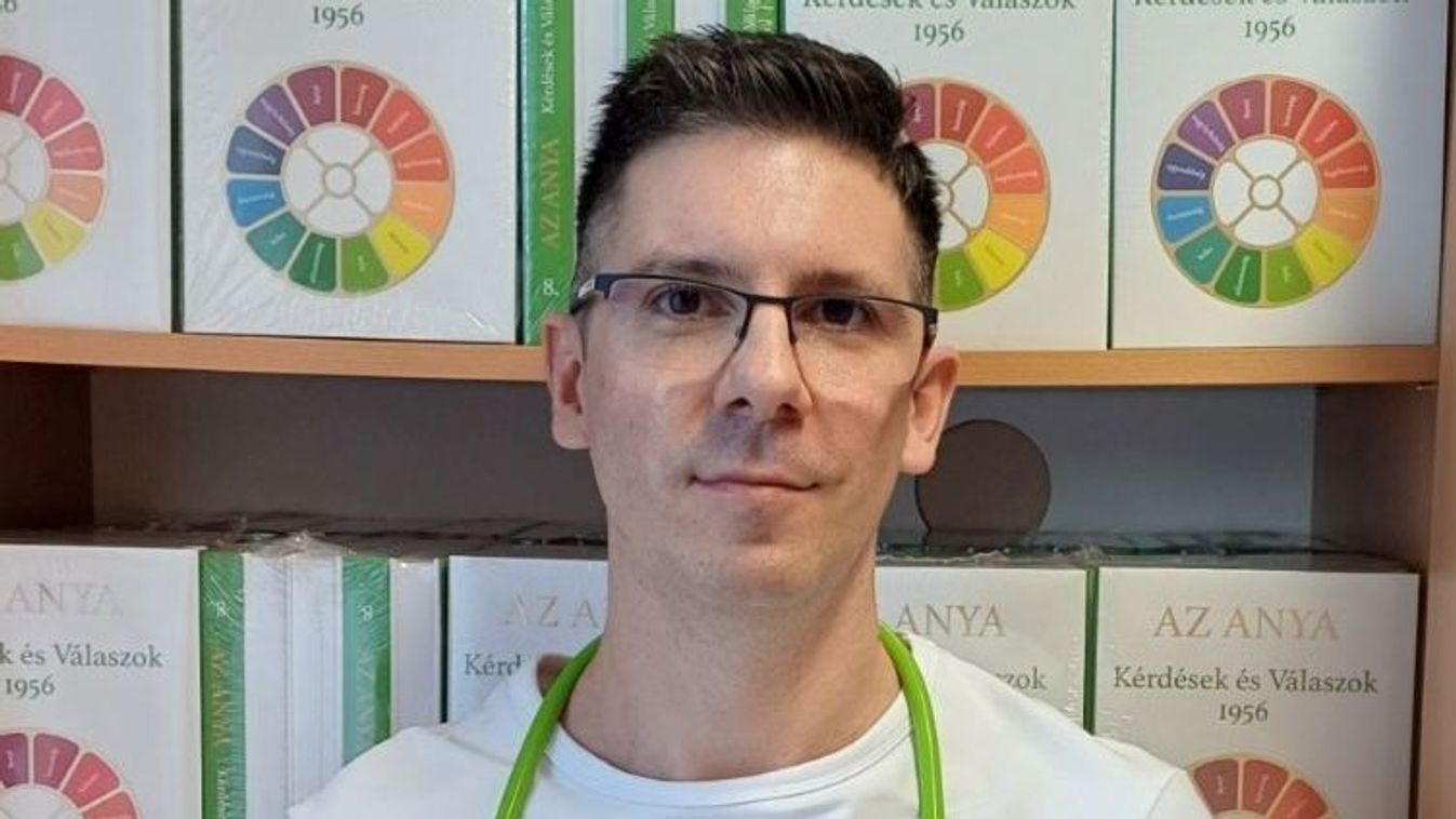 Az előadás azt üzeni: anyának lenni küldetés