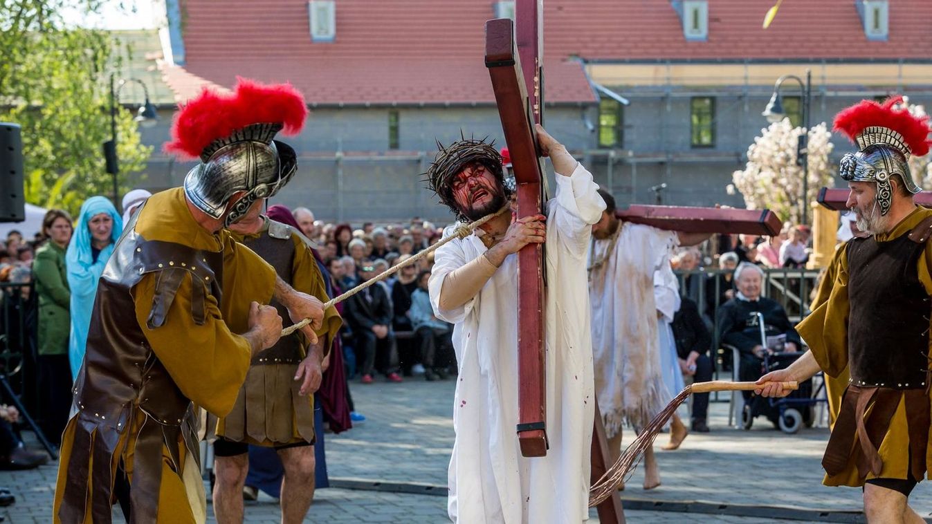 Szenvedéstörténet: az idén is megelevenedik Máriapócson