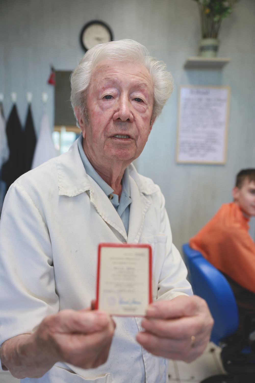 Földi Béla fodrászmester, fodrász, olló, fésű, Egyház utcai fodrászüzlet, Bodrogi Gyula, Kádár, Korda György