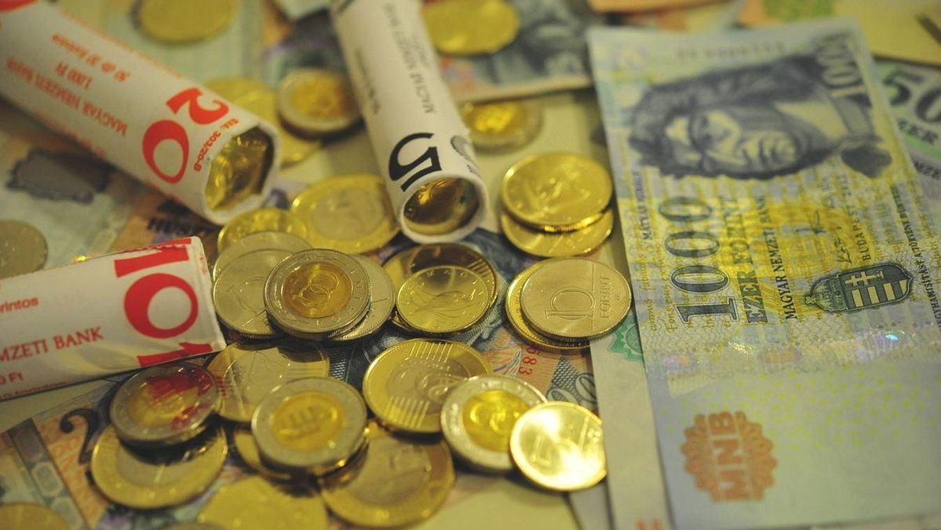 Történelmi jelentőségű fémpénz! Nagyot markolhat, akinek lapul egy ilyen a zsebében!