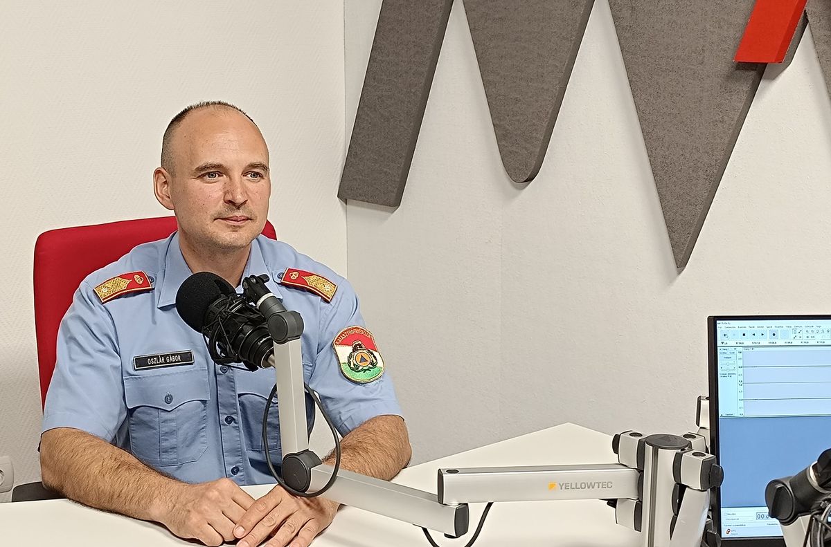 tűzoltó erőpróba, Oszlár Gábor, nyíregyházi tűzoltóparancsnok, Kossuth tér