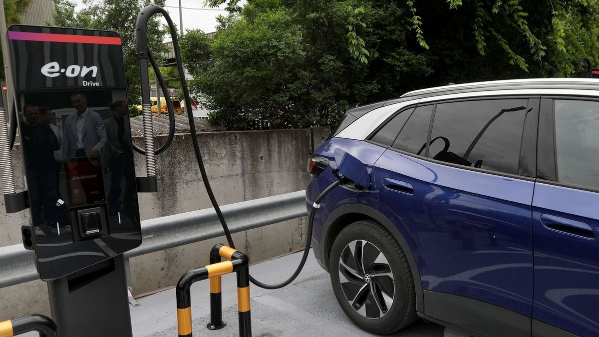 Elektromos töltő Mömax Nyíregyháza