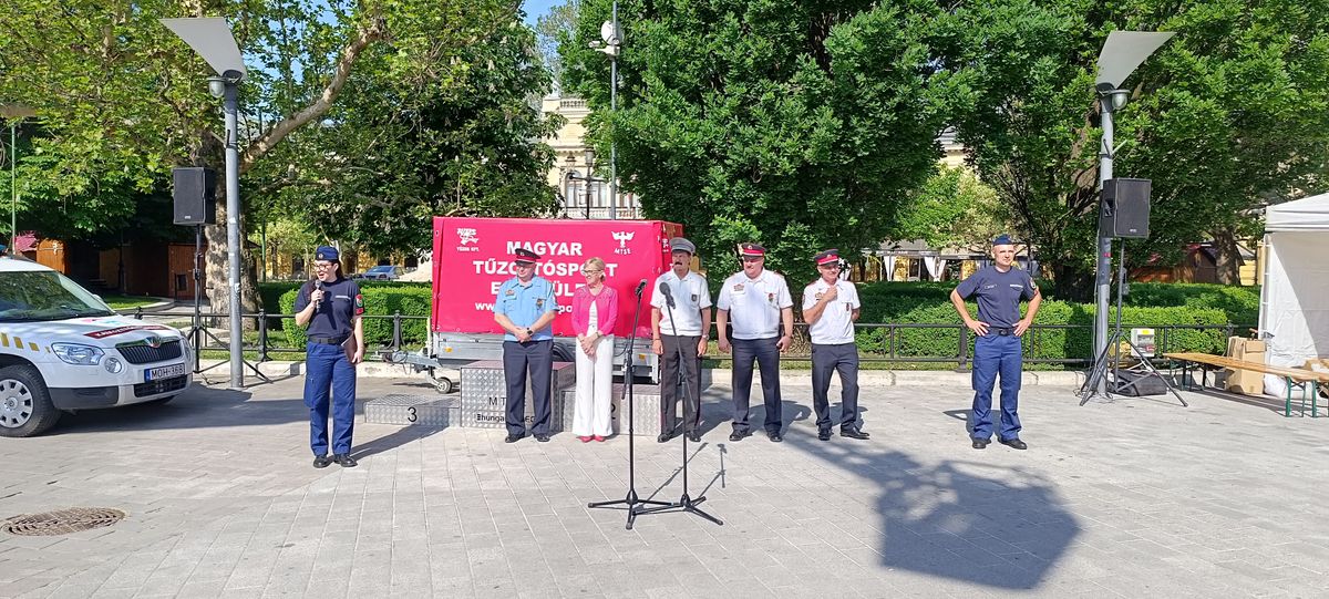 tűzoltó erőpróba, Sztárek Ferenc Tűzoltó Erőpróba, Nyíregyháza, akadálypálya, nők, kitartás