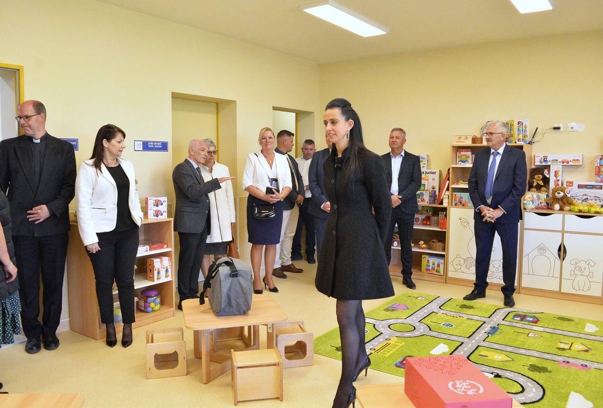 dr. Koncz Zsófia, családokért felelős államtitkár, Bököny, Aprajafalva Bölcsőde