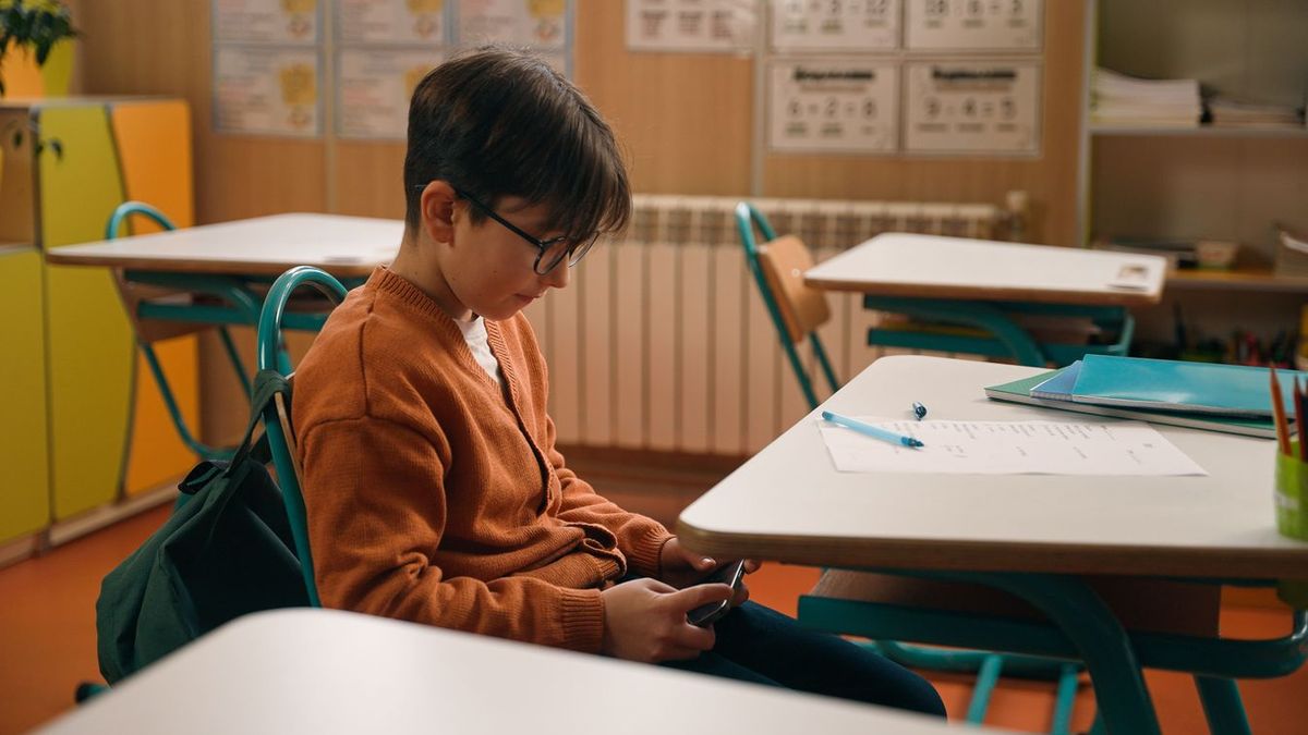 mobiltelefon, Ausztria, tiltás
