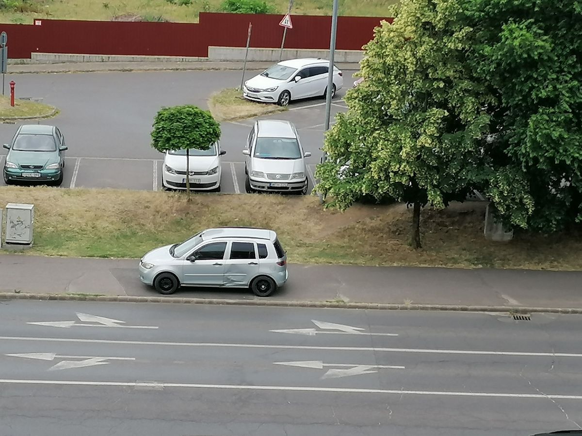 parkolás bunkó parkolás Mátészalka