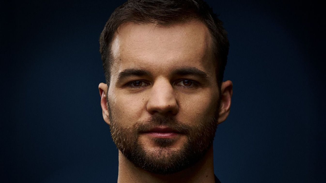 Kapu Tibor fotózza az űrből a Föld zivatartevékenységét