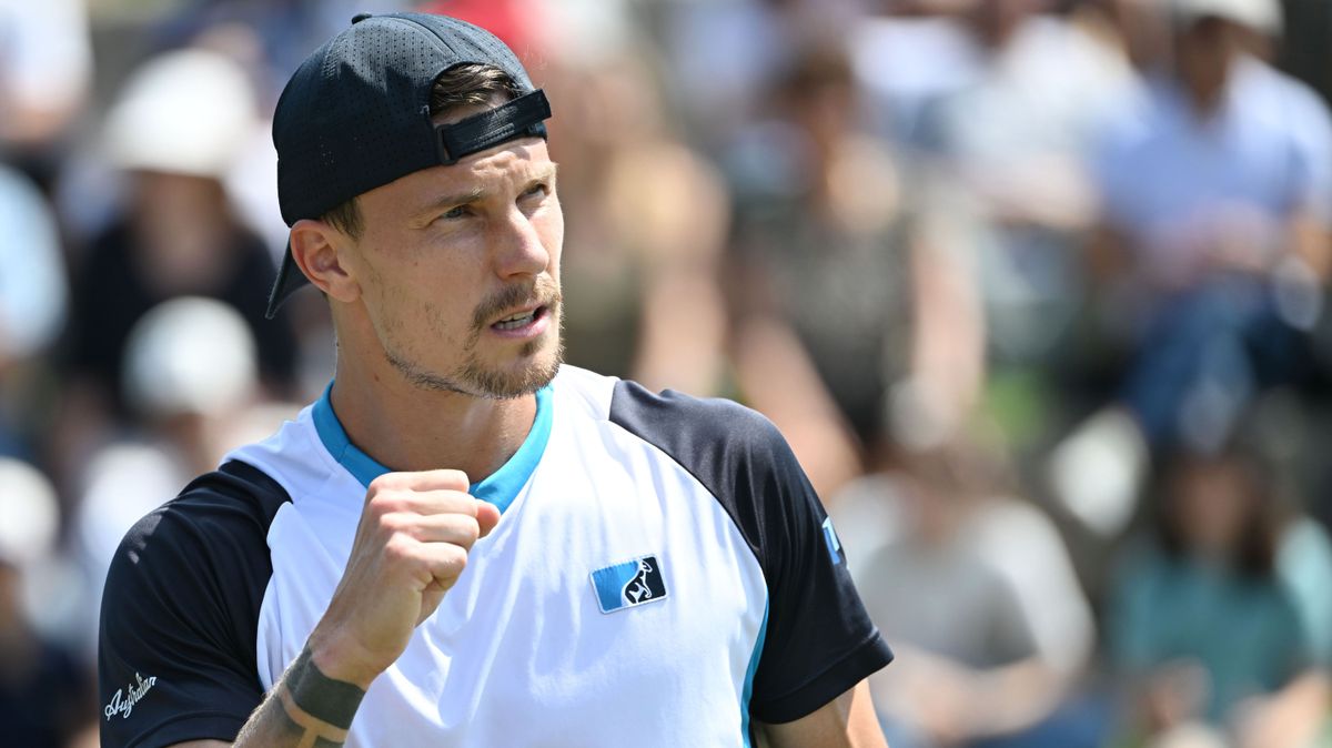 Fucsovics már a legjobb 16-ban Stuttgartban