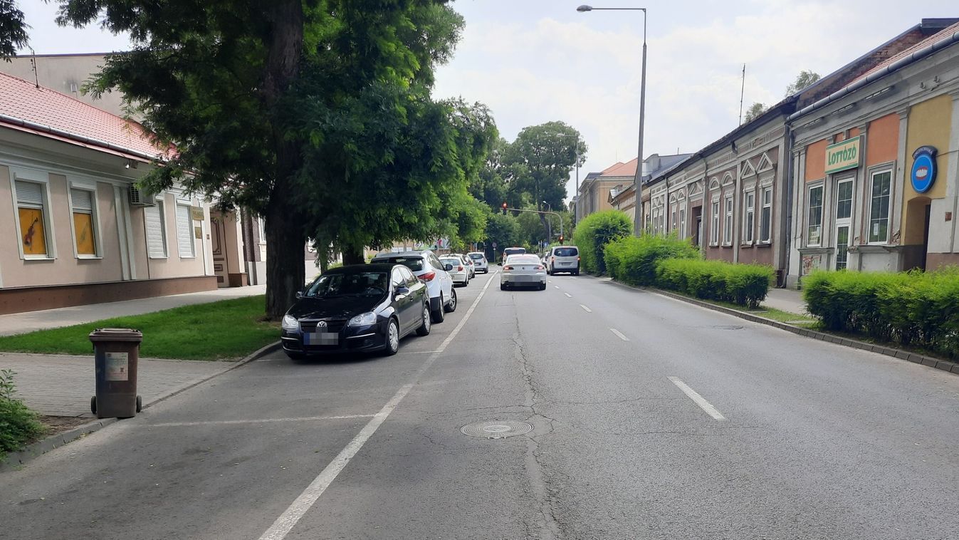 Sokan rosszul értelmezik ezt a KRESZ-táblát, pedig durva büntetés is járhat érte. Vagy mégis van kibúvó?
