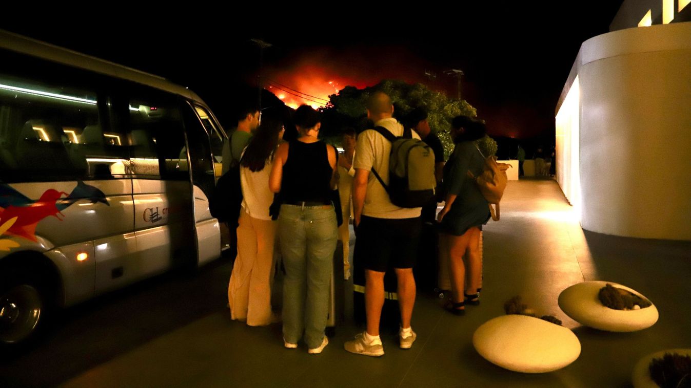 Óriási erdőtűz tombol Krétán, turistákat is evakuálni kellett