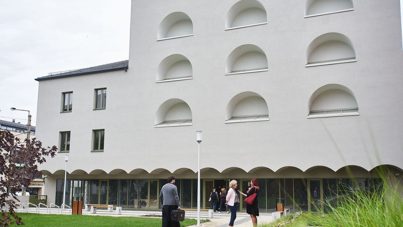 Megrendítő sors és lélekemelő dallamok – különleges programokkal vár a...