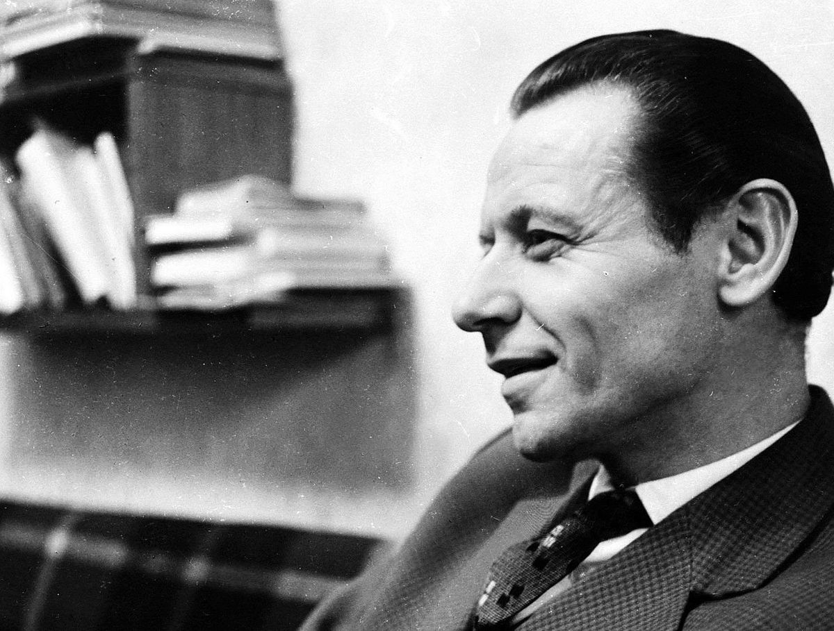 Váci Mihályra, a „szőke város” fiára emlékeztek Nyíregyházán